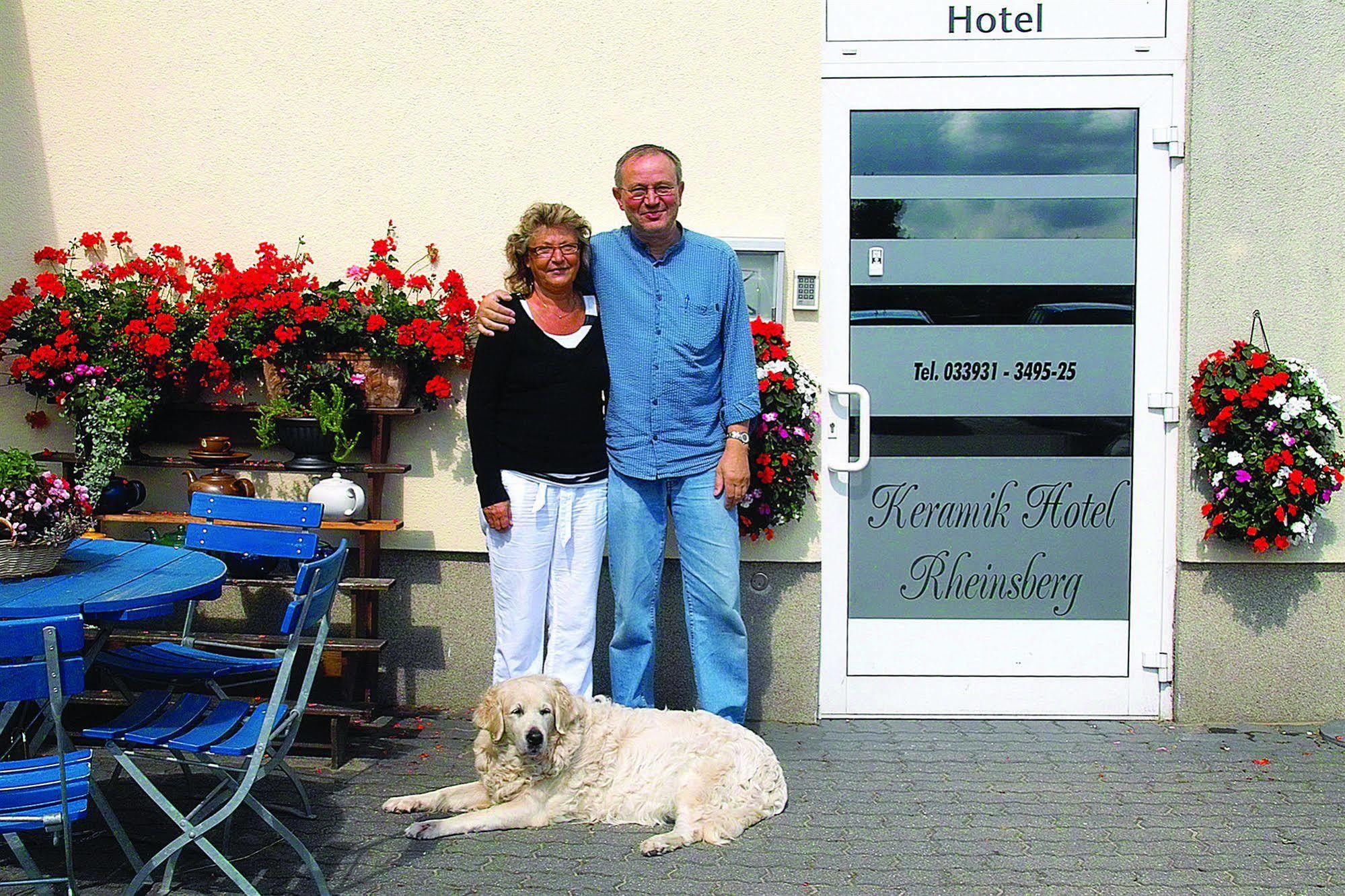 Keramik Hotel Rheinsberg Exterior foto